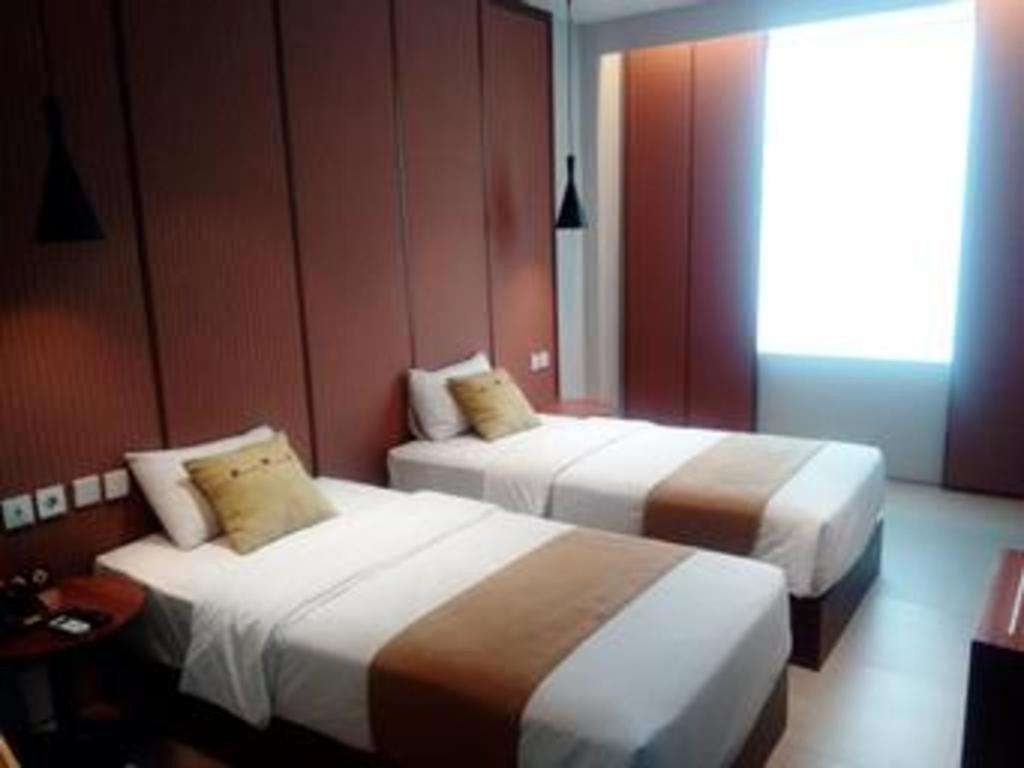 Hotel Cemerlang Bandung Exterior photo